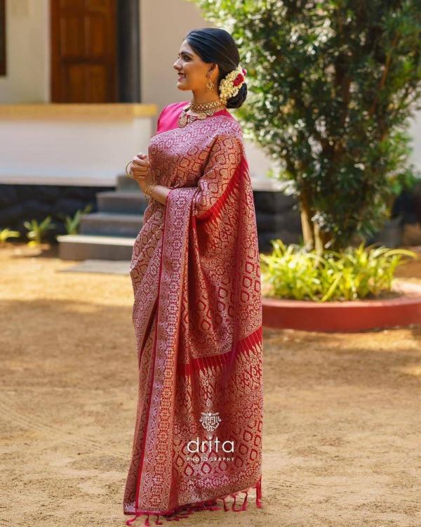 SL aarvi  Festive Wear Silk Exclusive Saree Collection